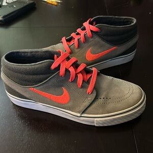 Women’s Stefan Janoski Nike Sneakers
